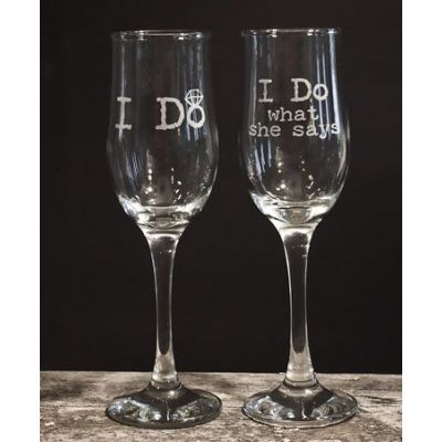 Champagneglas bröllop förlovning text & gravyr